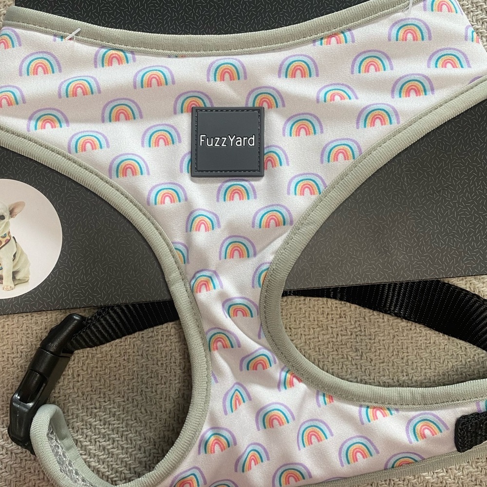 Fuzzyard Rainbow Dog Pet Harness Size Large NWT Gift Gray Pride - Picture 2 of 9